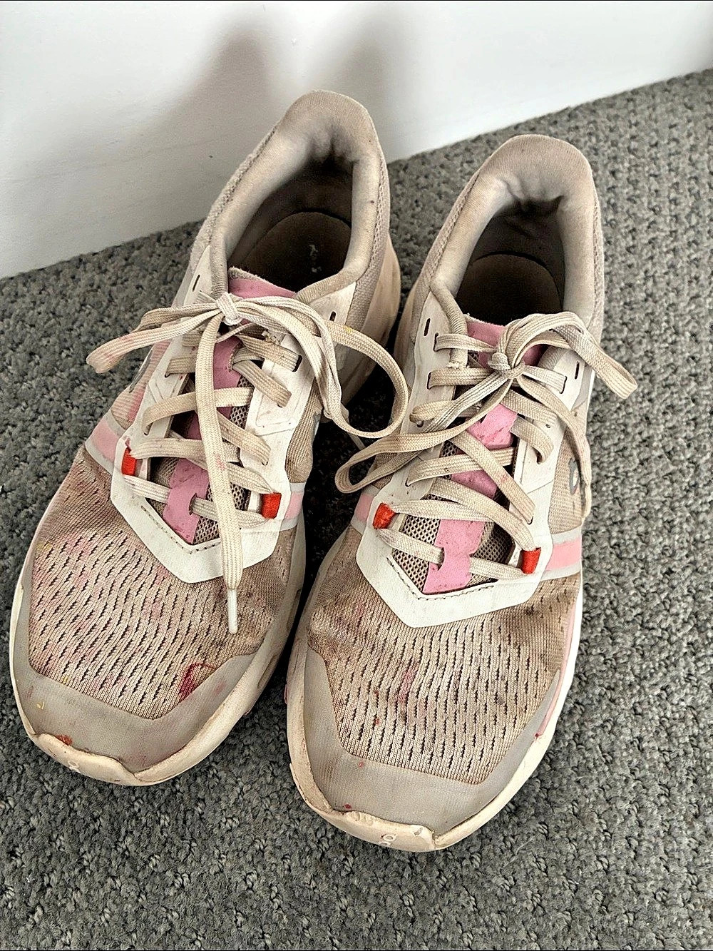 On Cloud Women's Athletic Shoes Pink & Cream US 6.5